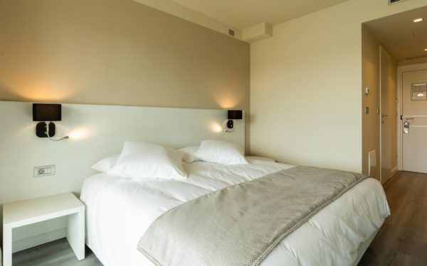 Chambre double 2 pers Terrasse vue mer – Image 4