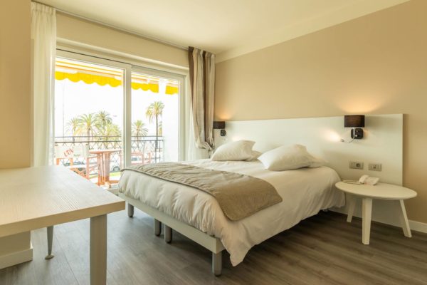 Chambre double 2 pers Terrasse vue mer – Image 2