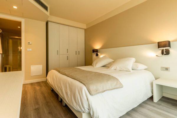 Chambre double 2 pers Terrasse – Image 4