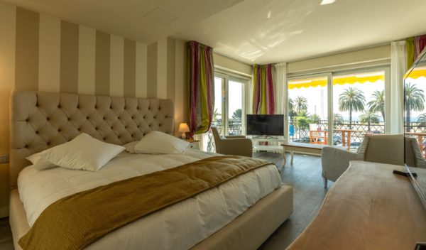 Junior Suite Terrace sea view - Image 3